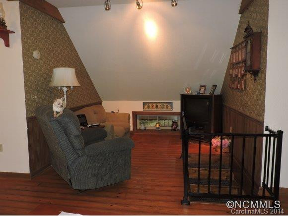 978 Dam Rd - Photo 10