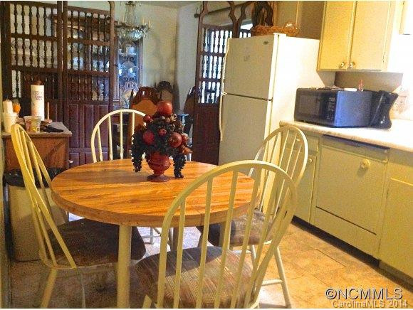 14 Clearbrook Road - Photo 3