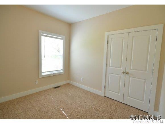 184 Pineview Road - Photo 9