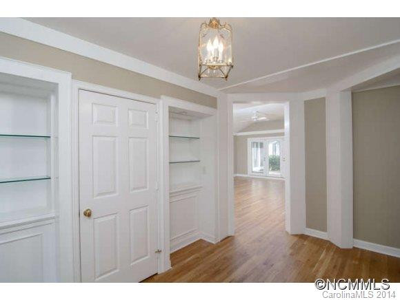 30 Forest Rd - Photo 3