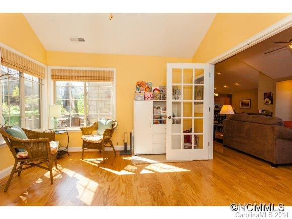 204 Summerfield Place - Photo 11
