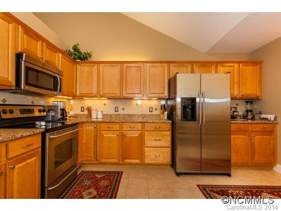 204 Summerfield Place - Photo 14