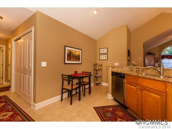 204 Summerfield Place - Photo 17