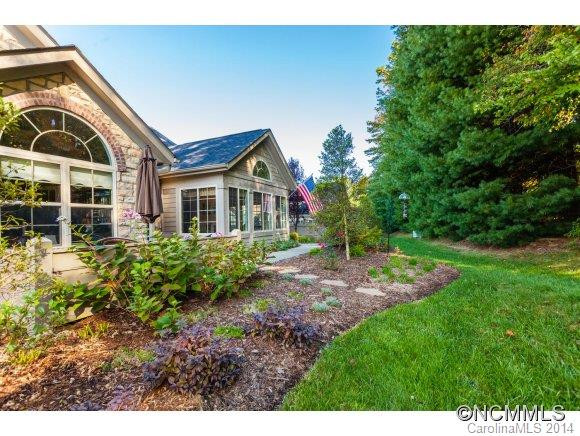 204 Summerfield Place - Photo 3