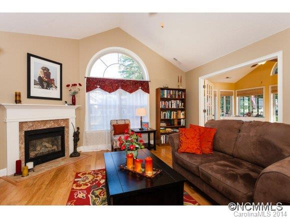 204 Summerfield Place - Photo 8
