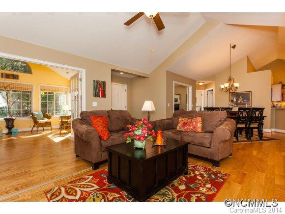 204 Summerfield Place - Photo 9