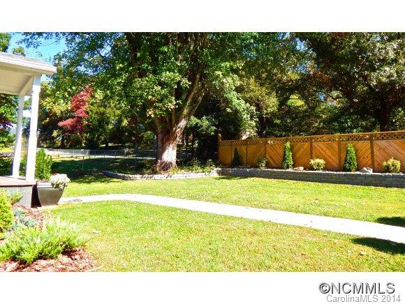 89 Oak Hill Road - Photo 2