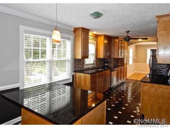89 Oak Hill Road - Photo 4
