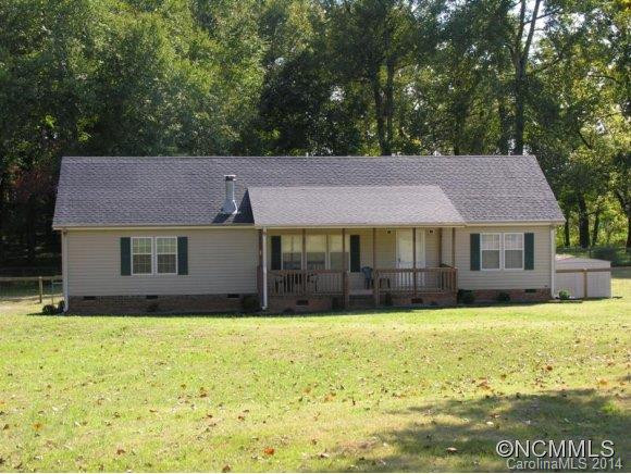 40 Robinson Acres Lane