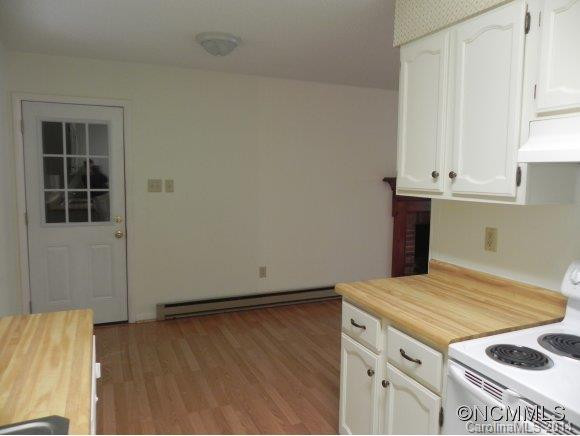 10 Greenbriar - Photo 3