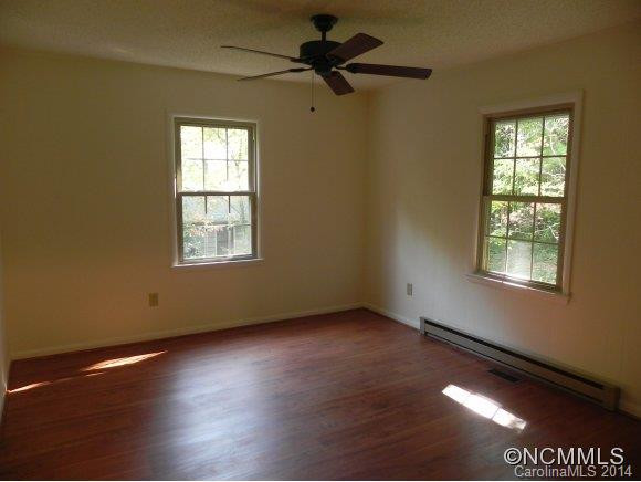 10 Greenbriar - Photo 4