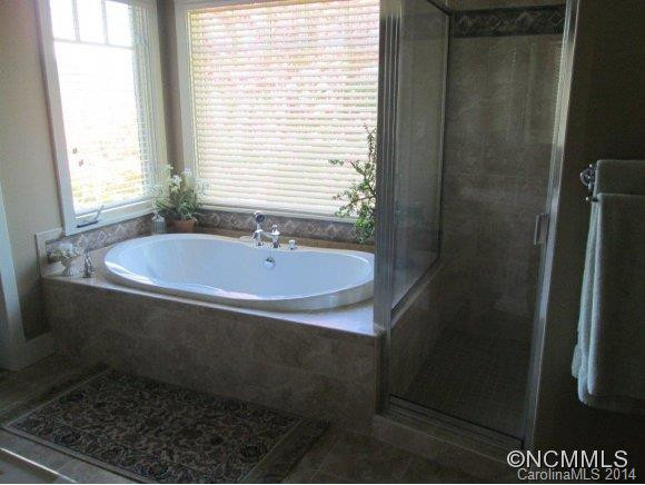 208 Eastmoor Drive - Photo 15