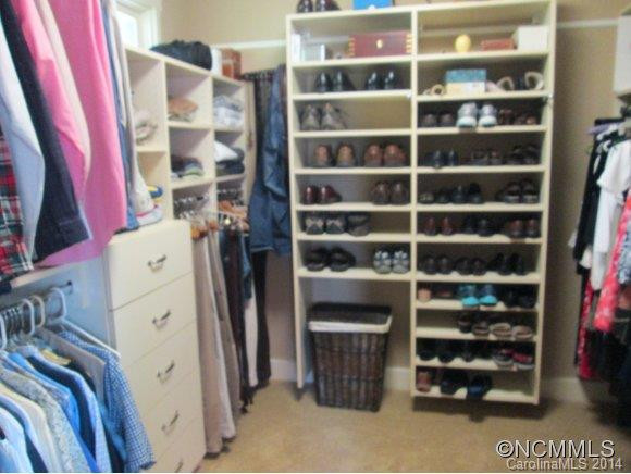 208 Eastmoor Drive - Photo 16