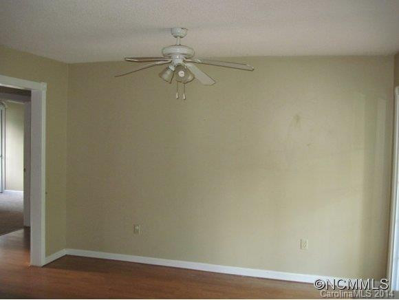 148 Sharon Street - Photo 4