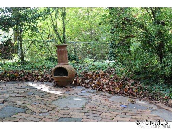 317 Ehringhaus Street - Photo 15