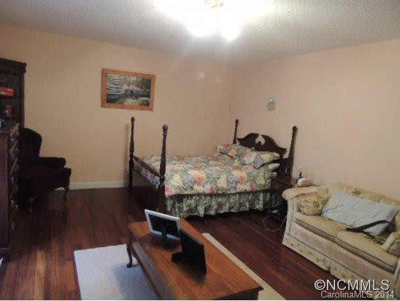 283 Wallace Road - Photo 10