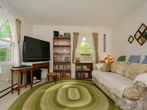 261 Sulphur Springs Road - Photo 4