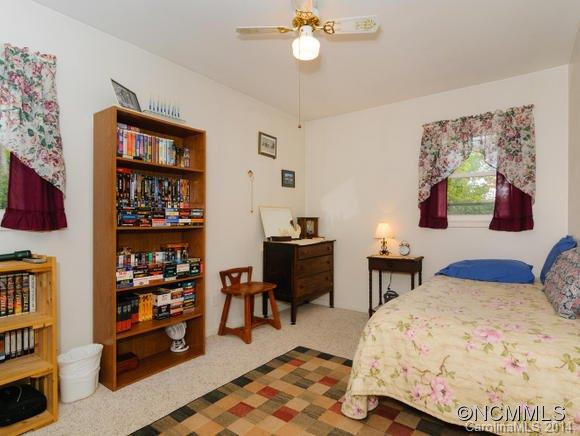 261 Sulphur Springs Road - Photo 10