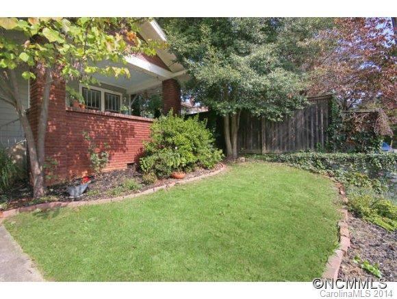13 Norwood Avenue - Photo 2
