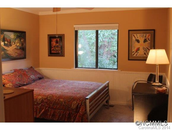 314 Oak Place - Photo 13