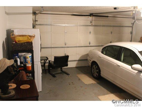 314 Oak Place - Photo 17