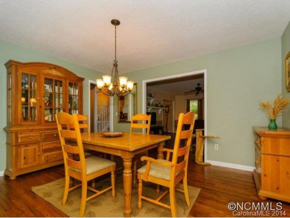 17 RAVENWOOD LANE - Photo 8