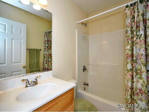 35 SLOSMAN DR - Photo 14