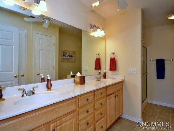 35 SLOSMAN DR - Photo 18