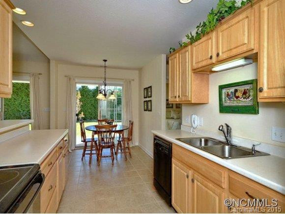 35 SLOSMAN DR - Photo 10