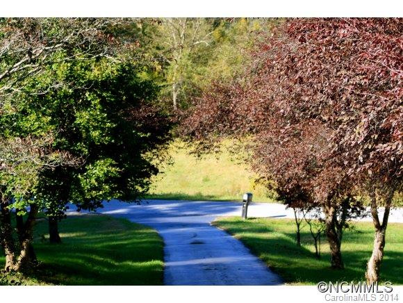 32 Garland Road - Photo 2