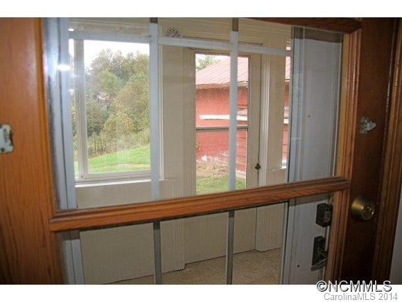 32 Garland Road - Photo 6