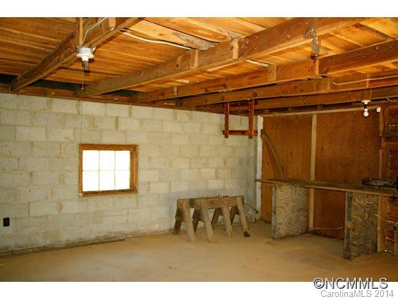 32 Garland Road - Photo 8
