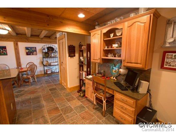 975 Sweetbriar Road South - Photo 9