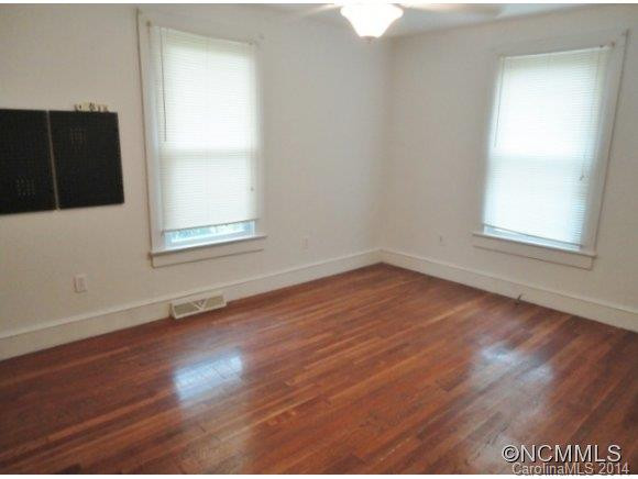 172 Powell Road - Photo 17