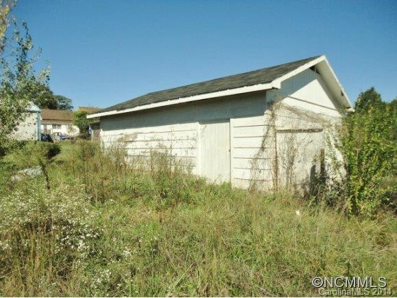 172 Powell Road - Photo 5