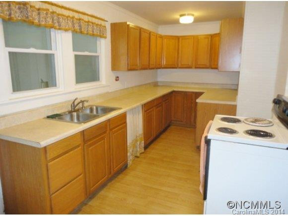 172 Powell Road - Photo 9
