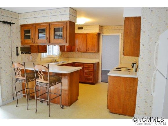 213 Sheneman Drive - Photo 7