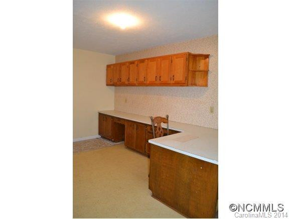213 Sheneman Drive - Photo 9