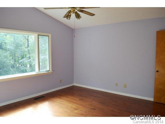 213 Sheneman Drive - Photo 10
