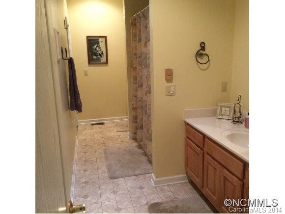 230 Jonathan Creek Drive - Photo 2