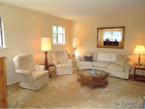 158 Freedom Road - Photo 2