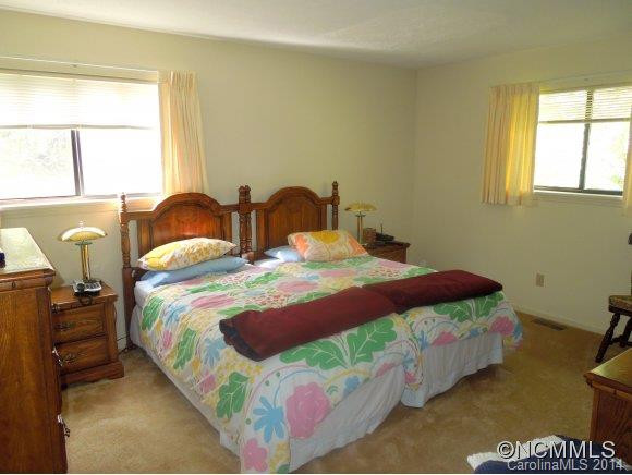 158 Freedom Road - Photo 10