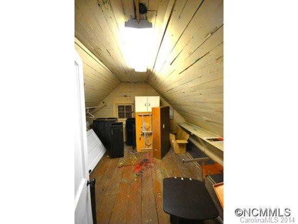 319 South Trade Street - Photo 24