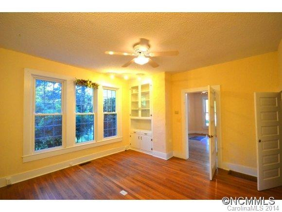 319 South Trade Street - Photo 10