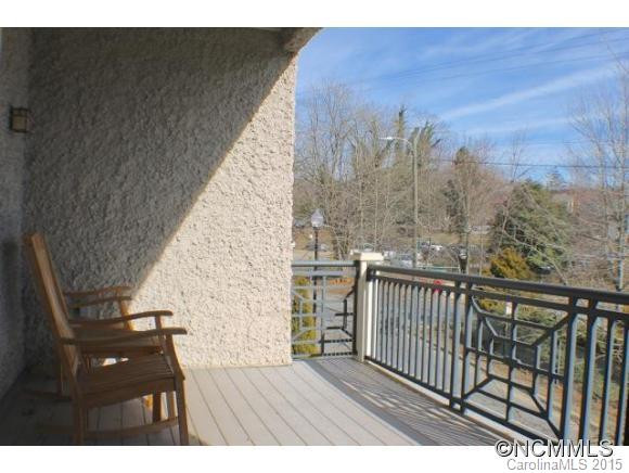 190 Broadway St, Unit 306 - Photo 12