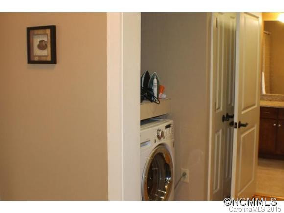 190 Broadway St, Unit 306 - Photo 9