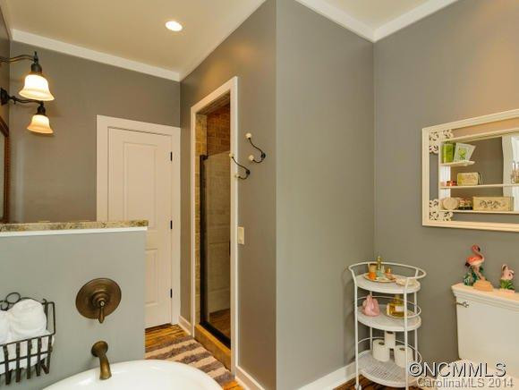 218 Westover Drive - Photo 9