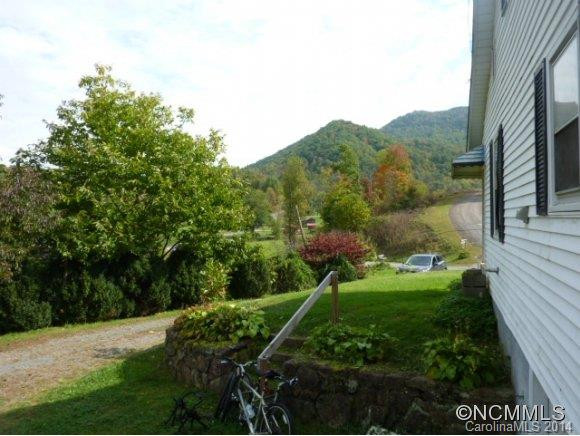 689 Cutshall Town Rd - Photo 11