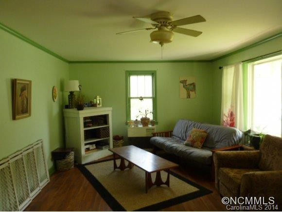 689 Cutshall Town Rd - Photo 12