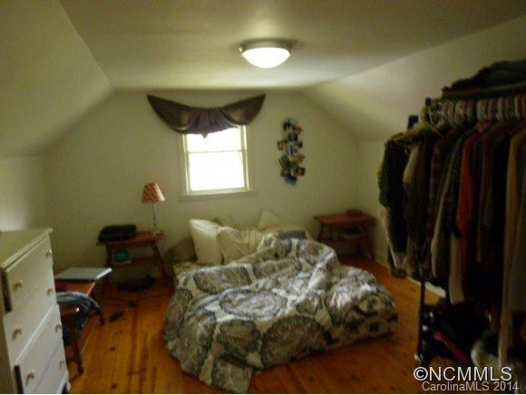 689 Cutshall Town Rd - Photo 17